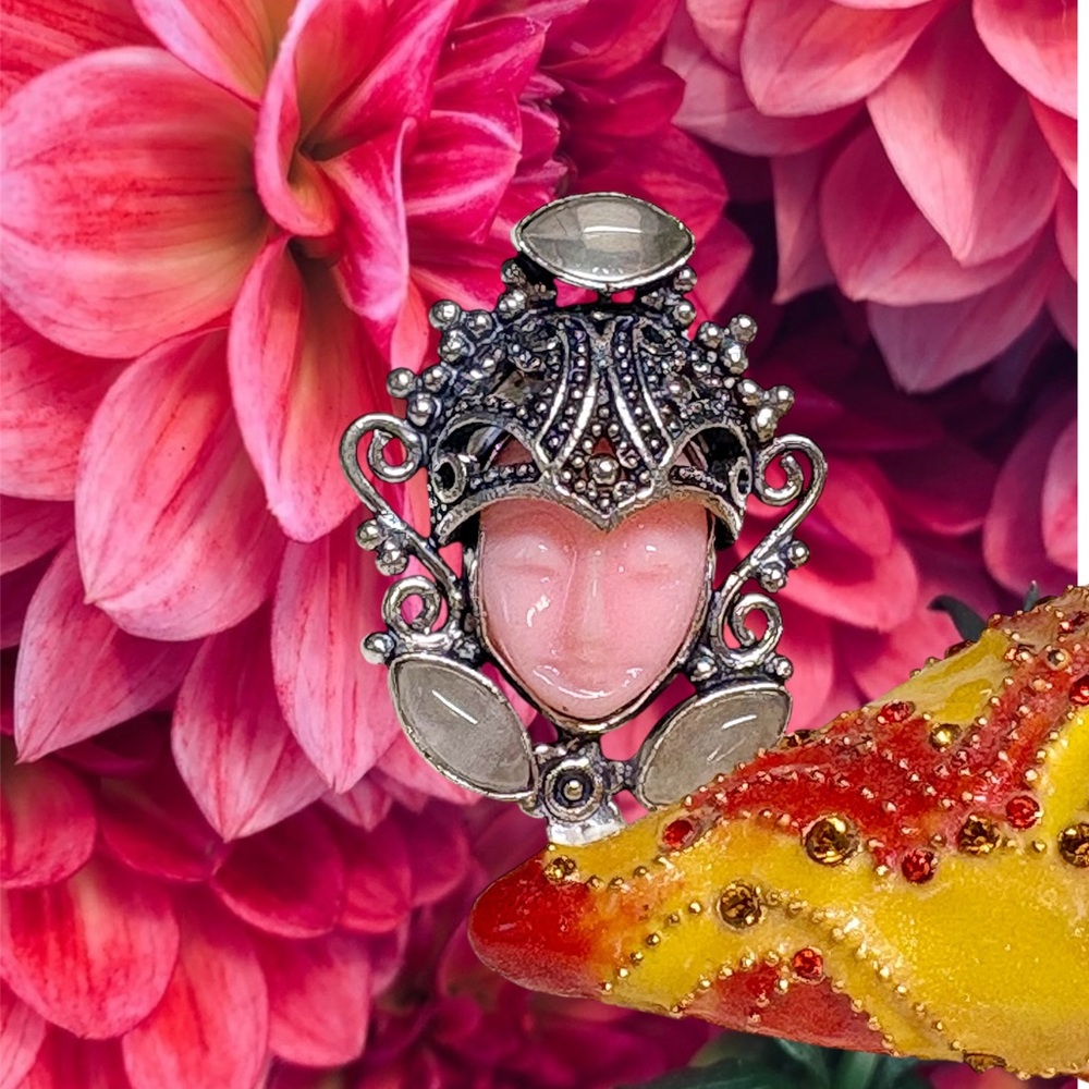 Unique carved Goddess pale Rose Quartz Silver Face RING